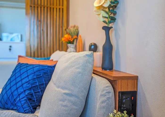 Apartamento Bright & Stylish In Commonwealth, Up Diliman