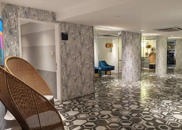 Bright & Stylish In Commonwealth, Up Diliman Apartamento